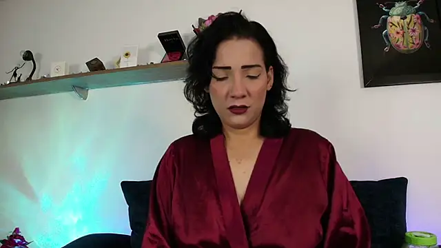 Elliee  online show from June 2026 12:36:02 PM
