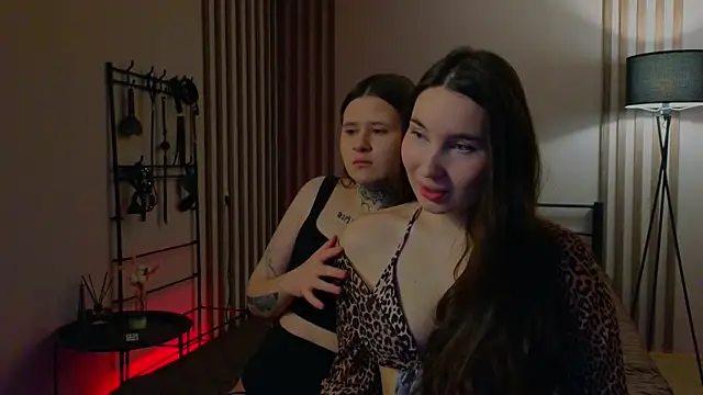 Snapshot of domDani_subMay chatting on March 2025 03:52:02 AM domDani subMay online show from March 2025 03:52:02 AM