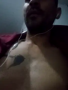 Snapshot of cazaperdidas chatting on October 2025 02:48:02 AM cazaperdidas online show from October 2025 02:48:02 AM