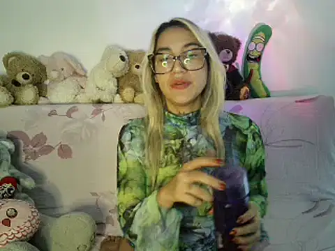 mandy berrys online show from September 2025 12:03:01 AM