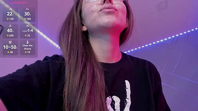 Snapshot of Ich_Bin_Julia chatting on February 2025 03:20:02 PM Ich Bin Julia online show from February 2025 03:20:02 PM