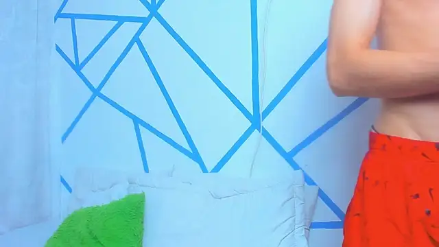 liam scott77 online show from December 2024 10:04:02 PM