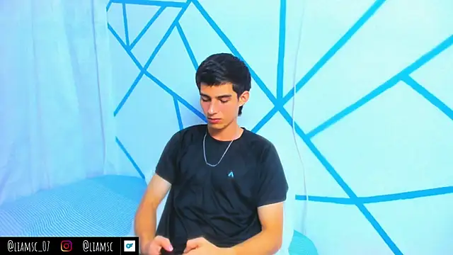 liam scott77 online show from September 2025 03:38:02 PM