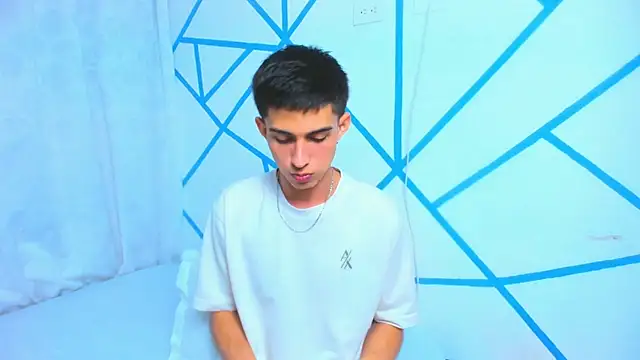 liam scott77 online show from November 2025 11:51:02 PM