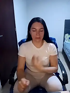 renata hot1 online show from February 2025 02:59:02 AM