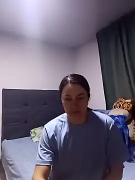 renata hot1 online show from March 2025 01:53:02 AM