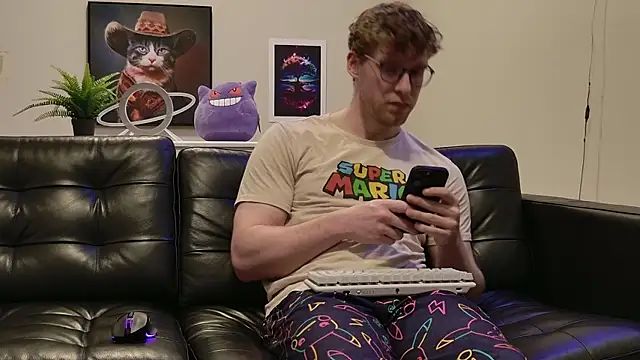 BlueEyedTallGuy94 online show from October 2025 01:51:02 AM