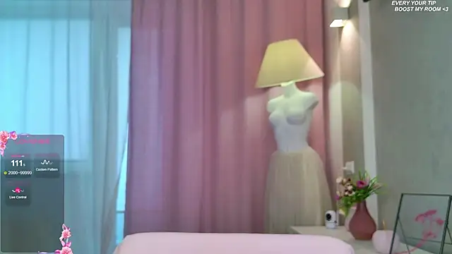 b4by LoL1 online show from September 2025 04:49:01 AM