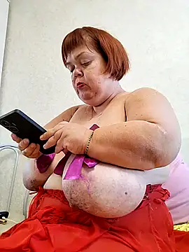 MIDGET-TITS online show from October 2025 08:00:02 AM