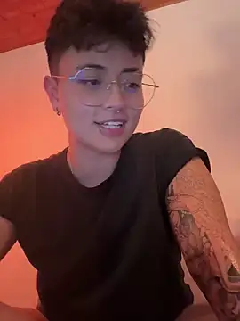 Ashley Chriss online show from January 2025 07:08:01 AM