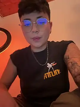 Ashley Chriss online show from January 2025 12:24:01 AM