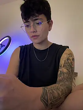 Ashley Chriss online show from March 2025 09:03:02 PM