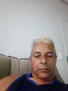 Snapshot of gordonunes chatting on June 2026 11:29:01 PM gordonunes online show from June 2026 11:29:01 PM