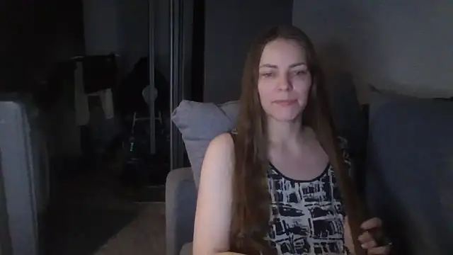 AnnaDiamond1 online show from April 2026 11:35:02 PM