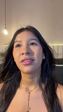 Snapshot of Aida_moreno chatting on May 2026 12:12:01 PM Aida moreno online show from May 2026 12:12:01 PM