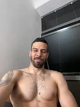 Snapshot of prince-roludo chatting on December 2024 10:47:01 PM prince-roludo online show from December 2024 10:47:01 PM
