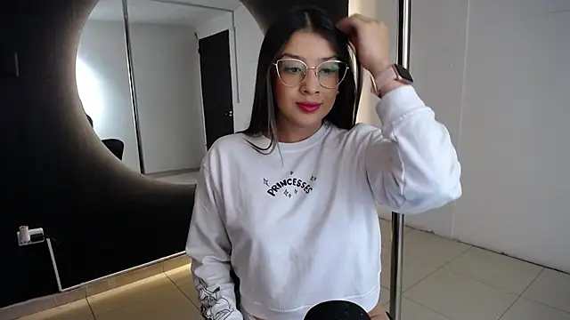 Emma Lombardi online show from February 2025 12:19:02 PM