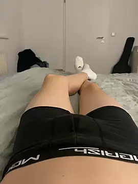 Snapshot of Nio-5 chatting on January 2025 09:57:01 PM Nio-5 online show from January 2025 09:57:01 PM