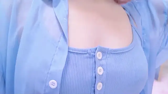 Im Yu-na online show from November 2025 09:29:02 PM