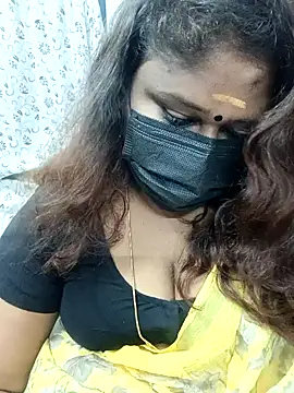 Snapshot of simran21 chatting on December 2024 09:29:02 PM simran21 online show from December 2024 09:29:02 PM