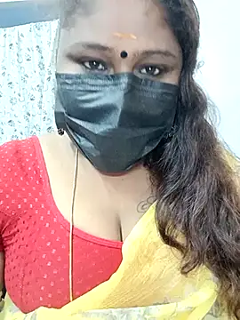 Snapshot of simran21 chatting on February 2025 05:37:02 PM simran21 online show from February 2025 05:37:02 PM