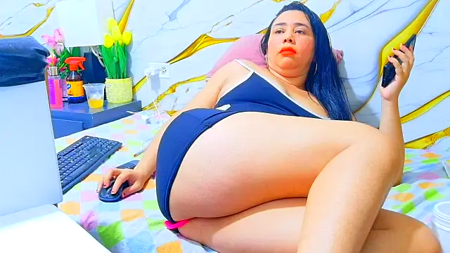 Snapshot of NINFA69 chatting on June 2026 06:33:01 PM NINFA69 online show from June 2026 06:33:01 PM