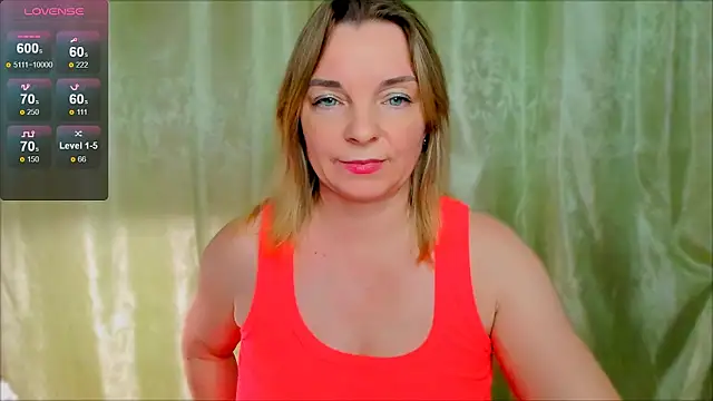 Snapshot of Regina__blue chatting on February 2025 07:38:01 PM Regina  blue online show from February 2025 07:38:01 PM