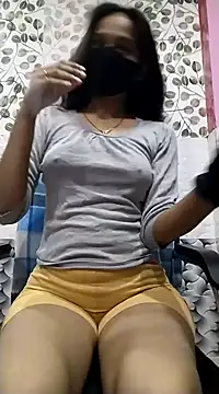 Snapshot of Kashish_18 chatting on December 2024 06:33:02 AM Kashish 18 online show from December 2024 06:33:02 AM