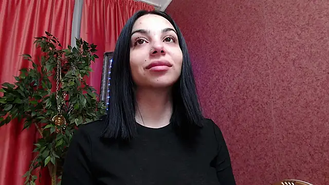 MissJuliax online show from December 2025 07:25:02 AM