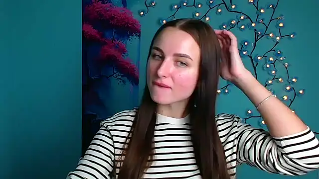 Eva Janee online show from October 2025 11:21:01 AM