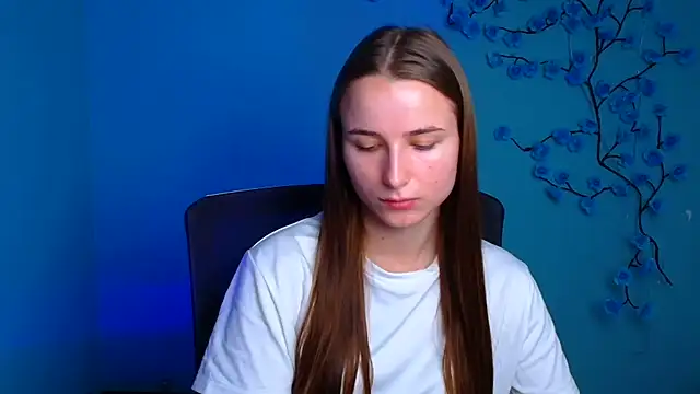 Eva Janee online show from July 2026 05:43:02 AM