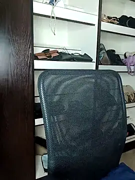 BlackJaguar30 online show from October 2025 04:04:02 PM