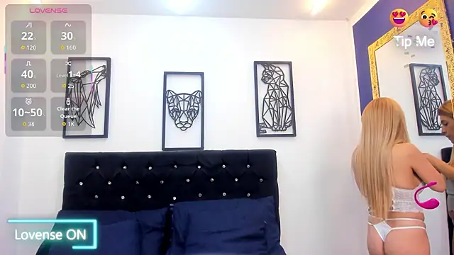 Snapshot of EvaaLovia1 chatting on January 2026 02:32:01 PM EvaaLovia1 online show from January 2026 02:32:01 PM