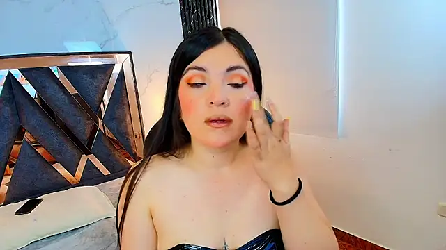 Snapshot of Amara_vega chatting on November 2025 12:34:01 PM Amara vega online show from November 2025 12:34:01 PM