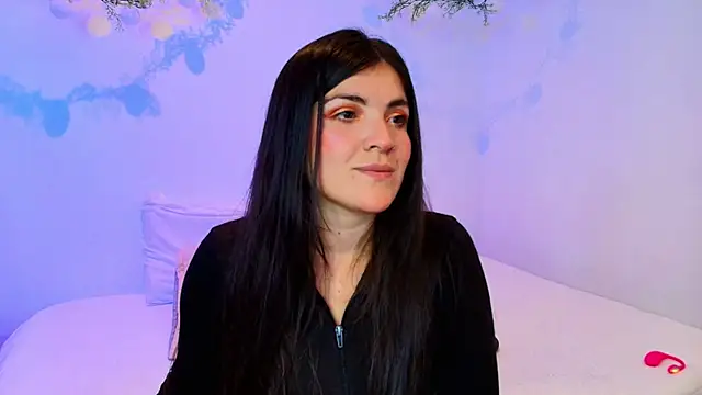 Snapshot of Amara_vega chatting on December 2025 08:21:01 AM Amara vega online show from December 2025 08:21:01 AM