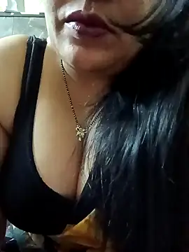 Snapshot of sneha_rose chatting on January 2025 05:09:01 PM sneha rose online show from January 2025 05:09:01 PM