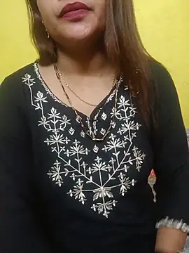 Snapshot of Sexyranibhabhi chatting on May 2026 02:35:01 PM Sexyranibhabhi online show from May 2026 02:35:01 PM