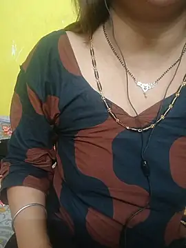 Snapshot of Sexyranibhabhi chatting on May 2026 03:19:01 PM Sexyranibhabhi online show from May 2026 03:19:01 PM