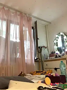 MoonAgnes online show from March 2025 08:26:01 AM