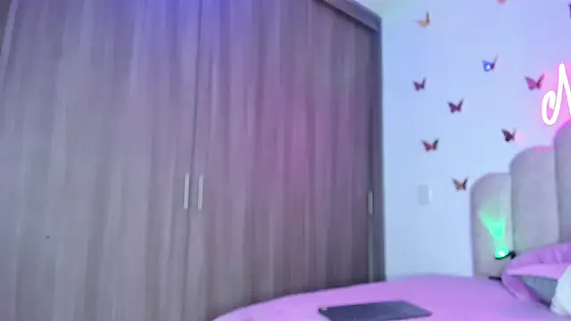 NaomiAsha online show from September 2025 11:20:02 AM