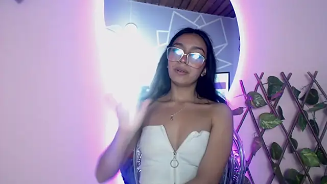 Stefanygp online show from March 2025 02:58:01 PM