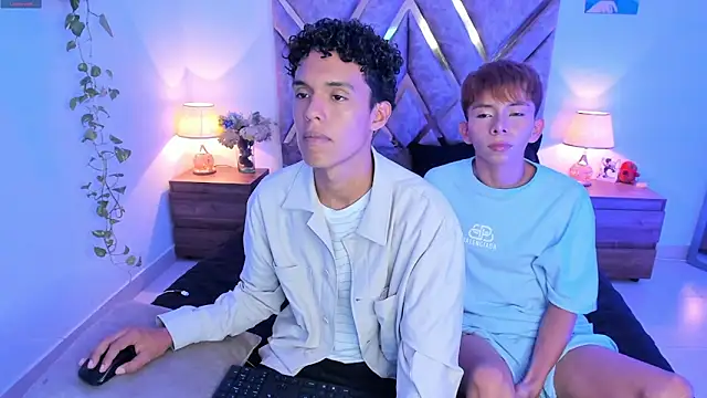 Snapshot of nickolas_moon chatting on November 2025 06:52:02 PM nickolas moon online show from November 2025 06:52:02 PM