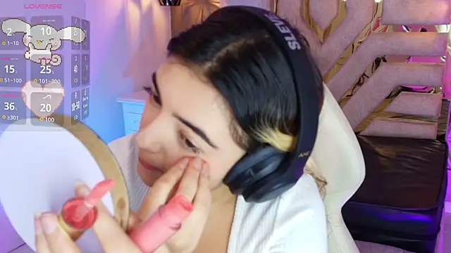 Snapshot of meraki_fraise chatting on October 2025 07:57:02 PM meraki fraise online show from October 2025 07:57:02 PM