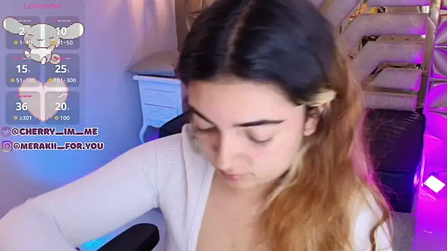 Snapshot of meraki_fraise chatting on November 2025 08:46:02 PM meraki fraise online show from November 2025 08:46:02 PM