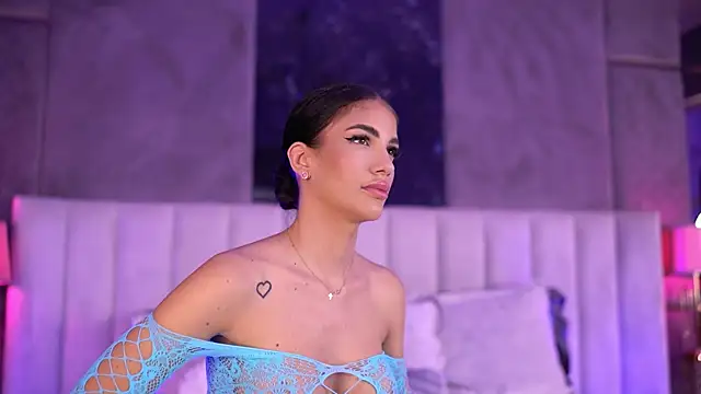 RaisaKali online show from October 2025 04:02:02 PM