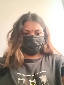 Hotmilfxox online show from December 2024 02:53:02 AM