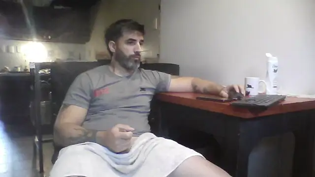 ozzypsico13 online show from November 2025 02:40:02 PM