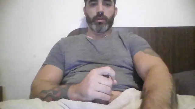 Snapshot of ozzypsico13 chatting on May 2026 11:31:02 AM ozzypsico13 online show from May 2026 11:31:02 AM