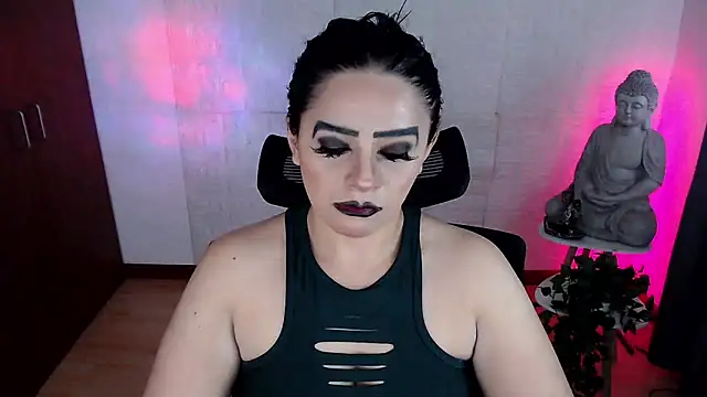 Snapshot of GODDESS_EVANS chatting on May 2026 02:13:02 PM GODDESS EVANS online show from May 2026 02:13:02 PM