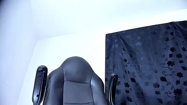 Snapshot of brant_garciabbc chatting on February 2025 03:49:01 PM brant garciabbc online show from February 2025 03:49:01 PM